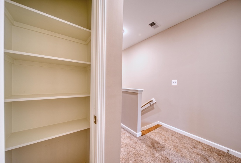 224 WASHINGTON AVE, Covington, Tennessee 38019, 2 Bedroom Bedrooms, 5 Room Rooms,2.1 BathroomBathrooms,Residential,For Sale,WASHINGTON,0,10213171
