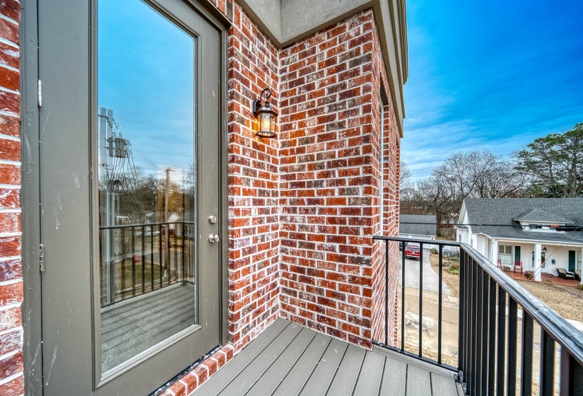 224 WASHINGTON AVE, Covington, Tennessee 38019, 2 Bedroom Bedrooms, 5 Room Rooms,2.1 BathroomBathrooms,Residential,For Sale,WASHINGTON,0,10213171