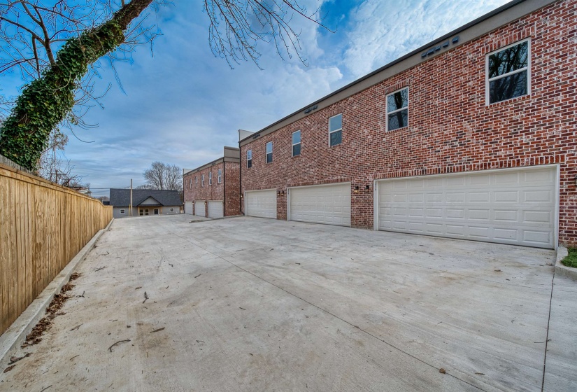 236 WASHINGTON AVE, Covington, Tennessee 38019, 2 Bedroom Bedrooms, 5 Room Rooms,2.1 BathroomBathrooms,Residential,For Sale,WASHINGTON,0,10213179