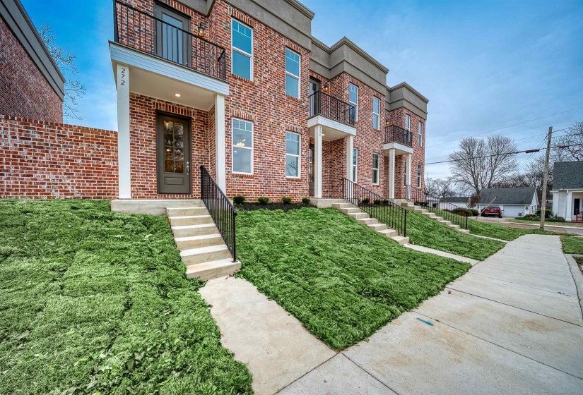 272 WASHINGTON AVE, Covington, Tennessee 38019, 2 Bedroom Bedrooms, 5 Room Rooms,2.1 BathroomBathrooms,Residential,For Sale,WASHINGTON,0,10213181