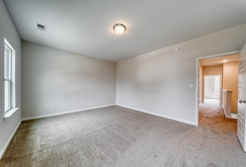 272 WASHINGTON AVE, Covington, Tennessee 38019, 2 Bedroom Bedrooms, 5 Room Rooms,2.1 BathroomBathrooms,Residential,For Sale,WASHINGTON,0,10213181