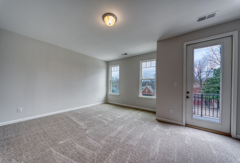 272 WASHINGTON AVE, Covington, Tennessee 38019, 2 Bedroom Bedrooms, 5 Room Rooms,2.1 BathroomBathrooms,Residential,For Sale,WASHINGTON,0,10213181
