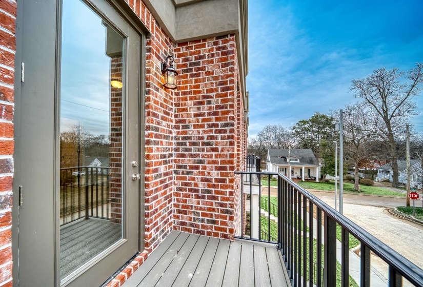 272 WASHINGTON AVE, Covington, Tennessee 38019, 2 Bedroom Bedrooms, 5 Room Rooms,2.1 BathroomBathrooms,Residential,For Sale,WASHINGTON,0,10213181