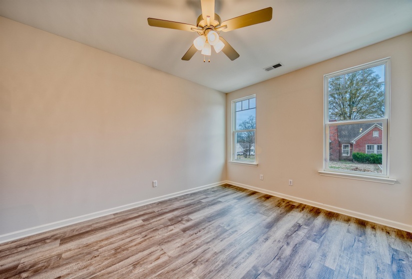 272 WASHINGTON AVE, Covington, Tennessee 38019, 2 Bedroom Bedrooms, 5 Room Rooms,2.1 BathroomBathrooms,Residential,For Sale,WASHINGTON,0,10213181
