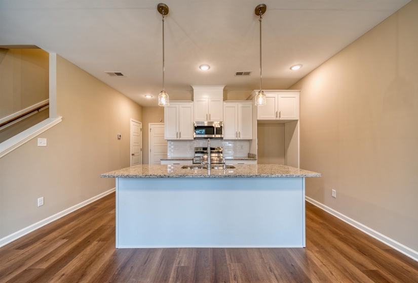 248 WASHINGTON AVE, Covington, Tennessee 38019, 2 Bedroom Bedrooms, 5 Room Rooms,2.1 BathroomBathrooms,Residential,For Sale,WASHINGTON,0,10213182
