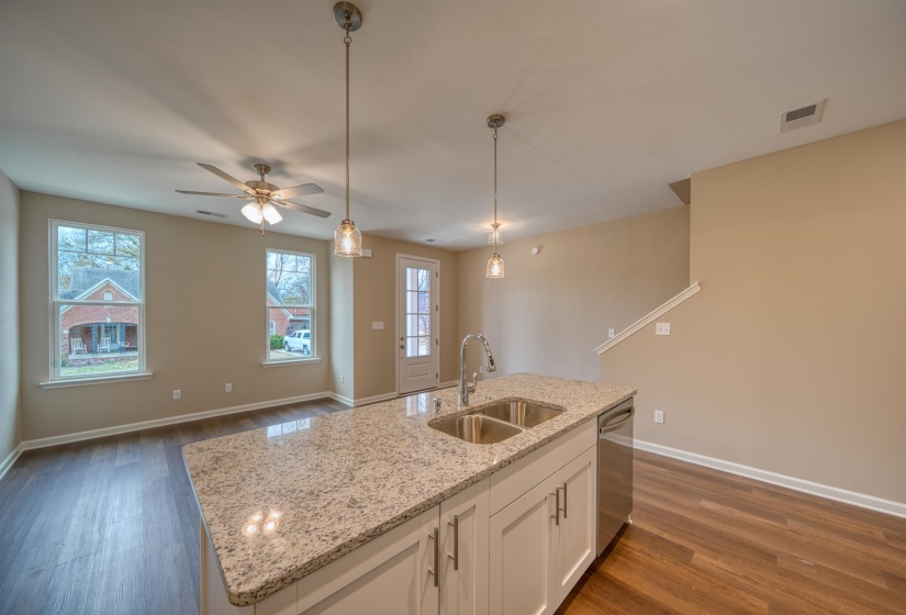 248 WASHINGTON AVE, Covington, Tennessee 38019, 2 Bedroom Bedrooms, 5 Room Rooms,2.1 BathroomBathrooms,Residential,For Sale,WASHINGTON,0,10213182