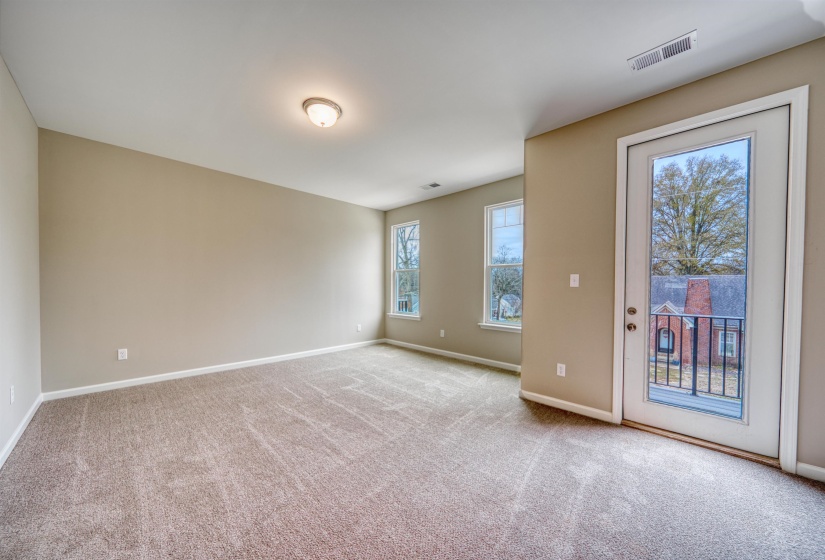 248 WASHINGTON AVE, Covington, Tennessee 38019, 2 Bedroom Bedrooms, 5 Room Rooms,2.1 BathroomBathrooms,Residential,For Sale,WASHINGTON,0,10213182