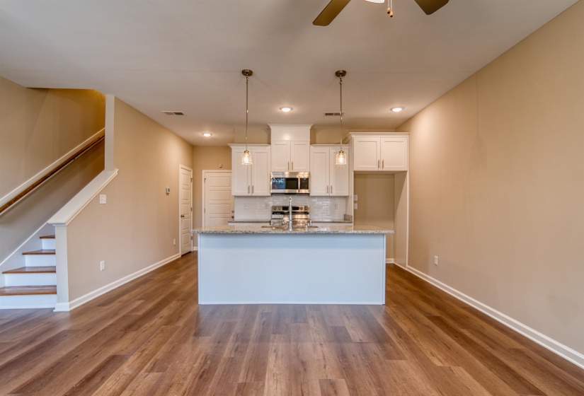 284 WASHINGTON AVE, Covington, Tennessee 38019, 2 Bedroom Bedrooms, 5 Room Rooms,2.1 BathroomBathrooms,Residential,For Sale,WASHINGTON,0,10213185