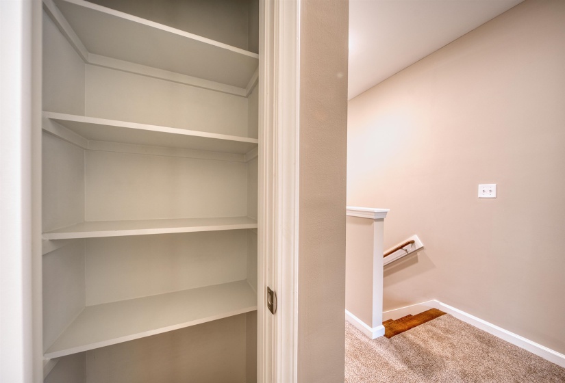 284 WASHINGTON AVE, Covington, Tennessee 38019, 2 Bedroom Bedrooms, 5 Room Rooms,2.1 BathroomBathrooms,Residential,For Sale,WASHINGTON,0,10213185