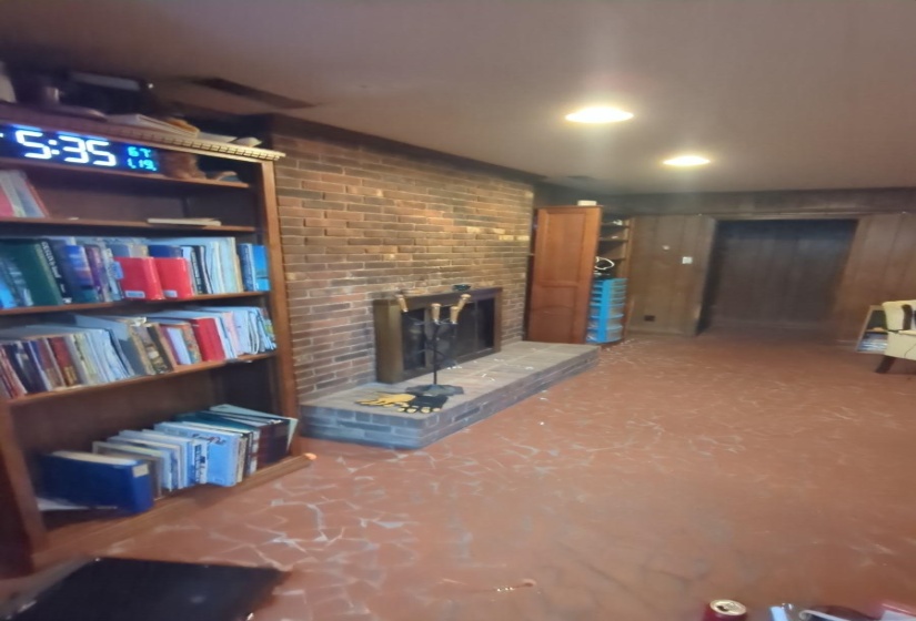 1026 WINGFIELD RD, Memphis, Tennessee 38122, 2 Bedrooms Bedrooms, 6 Rooms Rooms,2 BathroomsBathrooms,Residential,For Sale,WINGFIELD,10213213