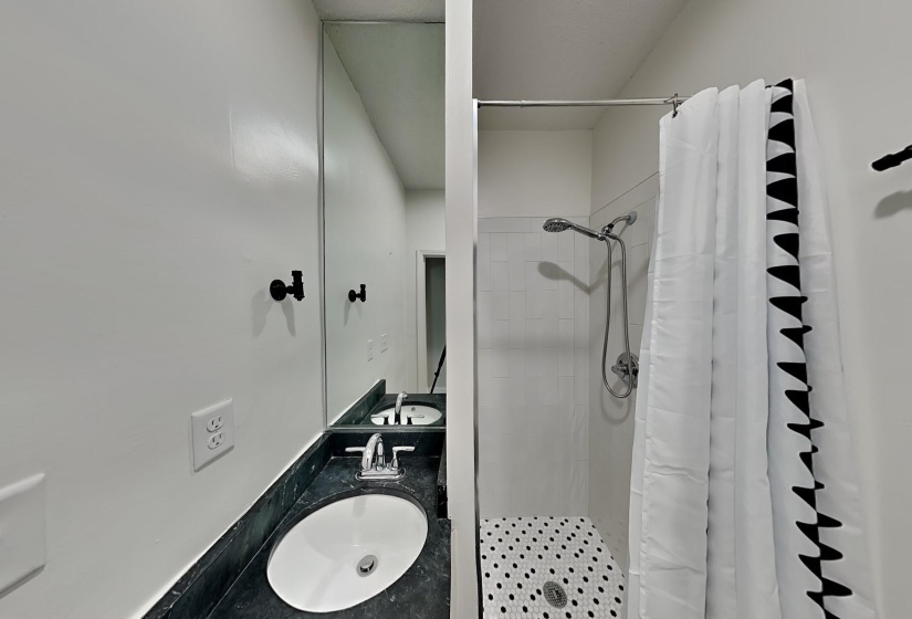 815 WATKINS ST, Memphis, Tennessee 38107, 3 Bedrooms Bedrooms, 5 Rooms Rooms,2 BathroomsBathrooms,Rental Properties,For Sale,WATKINS,10213230