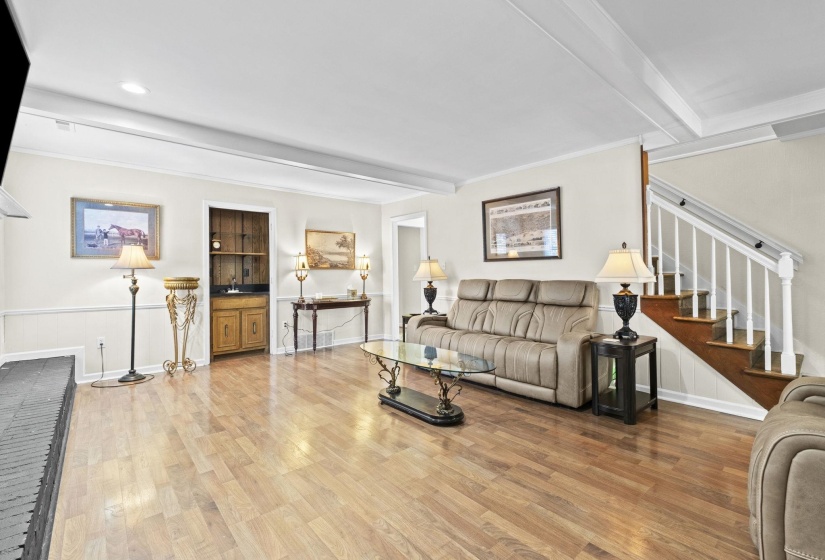 7964 DOVIE LN, Germantown, Tennessee 38138, 5 Bedrooms Bedrooms, 12 Rooms Rooms,3.1 BathroomsBathrooms,Residential,For Sale,DOVIE,10213223