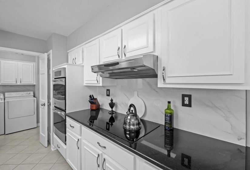 7964 DOVIE LN, Germantown, Tennessee 38138, 5 Bedrooms Bedrooms, 12 Rooms Rooms,3.1 BathroomsBathrooms,Residential,For Sale,DOVIE,10213223