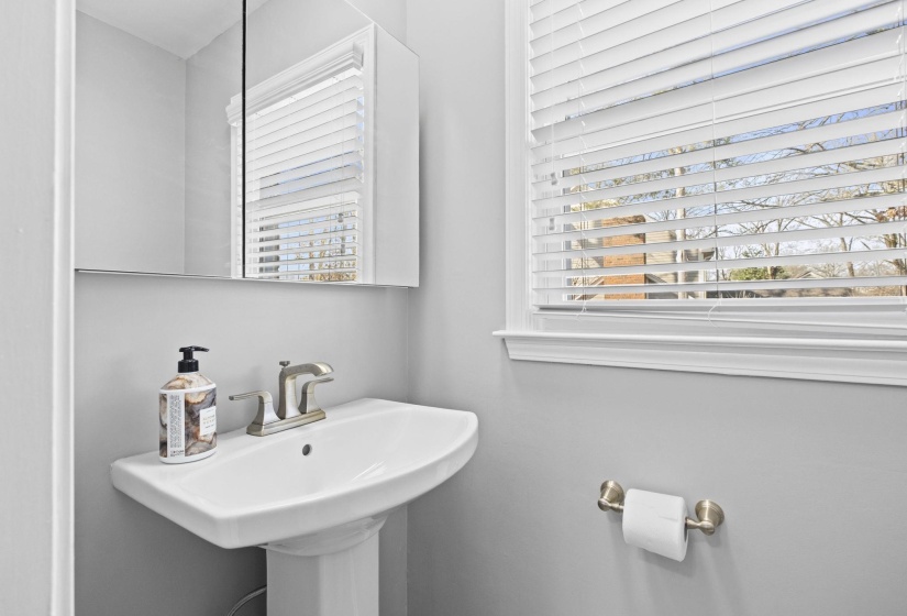 7964 DOVIE LN, Germantown, Tennessee 38138, 5 Bedrooms Bedrooms, 12 Rooms Rooms,3.1 BathroomsBathrooms,Residential,For Sale,DOVIE,10213223