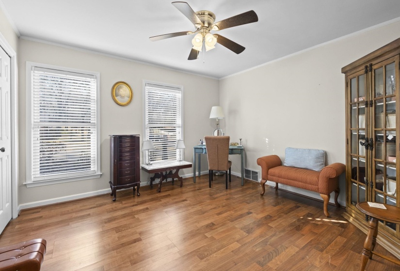 7964 DOVIE LN, Germantown, Tennessee 38138, 5 Bedrooms Bedrooms, 12 Rooms Rooms,3.1 BathroomsBathrooms,Residential,For Sale,DOVIE,10213223