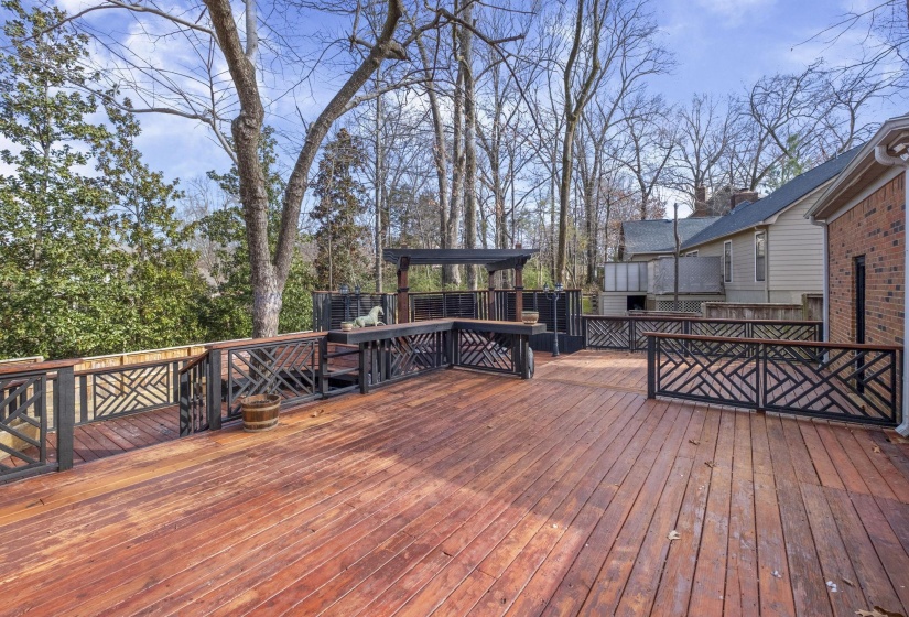 7964 DOVIE LN, Germantown, Tennessee 38138, 5 Bedrooms Bedrooms, 12 Rooms Rooms,3.1 BathroomsBathrooms,Residential,For Sale,DOVIE,10213223