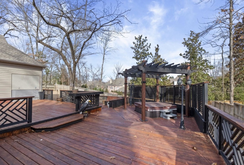 7964 DOVIE LN, Germantown, Tennessee 38138, 5 Bedrooms Bedrooms, 12 Rooms Rooms,3.1 BathroomsBathrooms,Residential,For Sale,DOVIE,10213223