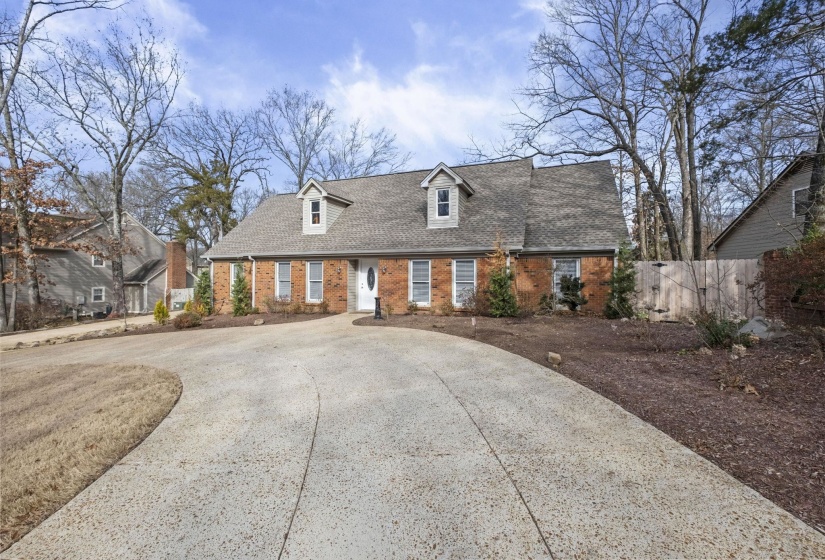 7964 DOVIE LN, Germantown, Tennessee 38138, 5 Bedrooms Bedrooms, 12 Rooms Rooms,3.1 BathroomsBathrooms,Residential,For Sale,DOVIE,10213223