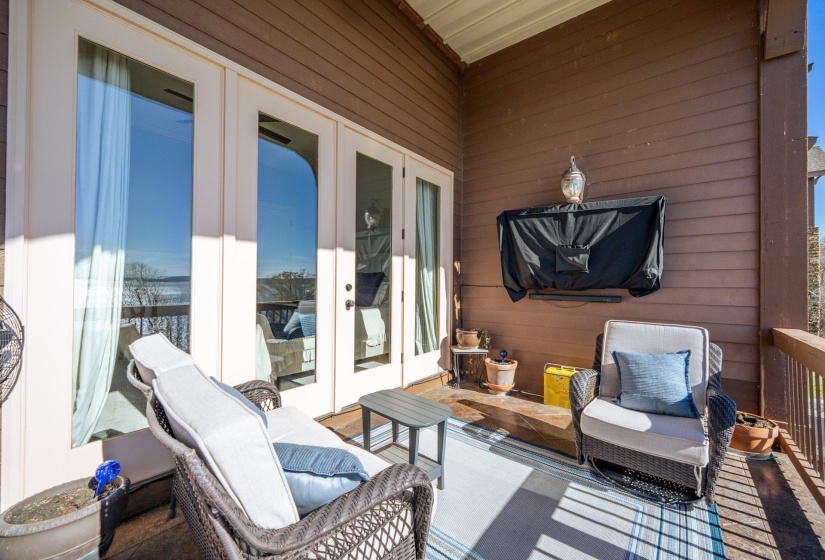 75C OASIS LN, Savannah, Tennessee 38372, 4 Bedrooms Bedrooms, 8 Rooms Rooms,3.1 BathroomsBathrooms,Residential,For Sale,OASIS,10213248