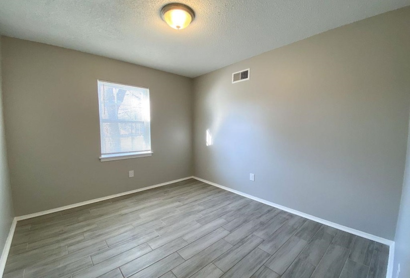 3716 DORADO AVE, Memphis, Tennessee 38128, 4 Bedrooms Bedrooms, 6 Rooms Rooms,2 BathroomsBathrooms,Residential,For Sale,DORADO,10213262