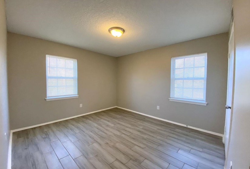 3716 DORADO AVE, Memphis, Tennessee 38128, 4 Bedrooms Bedrooms, 6 Rooms Rooms,2 BathroomsBathrooms,Residential,For Sale,DORADO,10213262