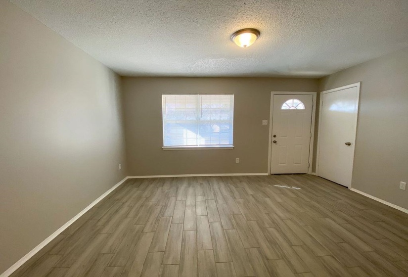 3716 DORADO AVE, Memphis, Tennessee 38128, 4 Bedrooms Bedrooms, 6 Rooms Rooms,2 BathroomsBathrooms,Residential,For Sale,DORADO,10213262