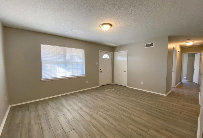 3716 DORADO AVE, Memphis, Tennessee 38128, 4 Bedrooms Bedrooms, 6 Rooms Rooms,2 BathroomsBathrooms,Residential,For Sale,DORADO,10213262