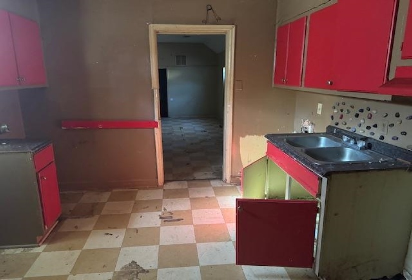 1745 OZAN ST, Memphis, Tennessee 38108, 3 Bedrooms Bedrooms, 6 Rooms Rooms,1 BathroomBathrooms,Residential,For Sale,OZAN,10213264