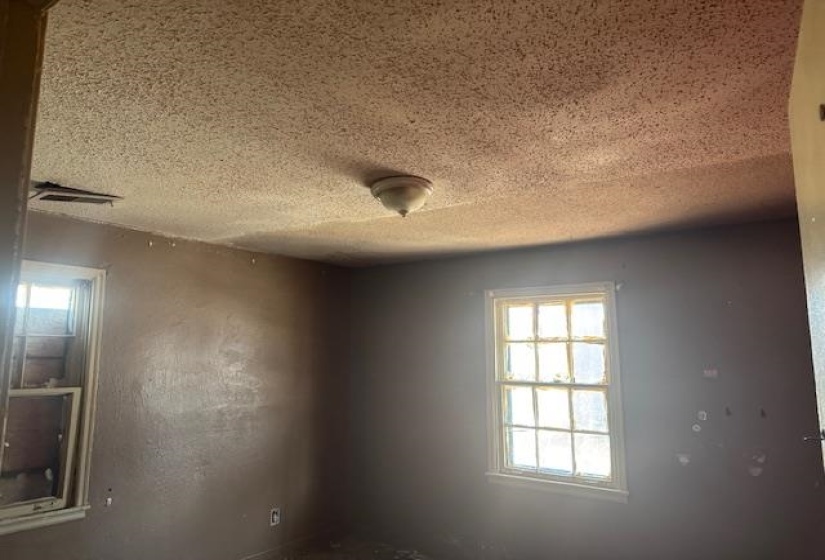 1745 OZAN ST, Memphis, Tennessee 38108, 3 Bedrooms Bedrooms, 6 Rooms Rooms,1 BathroomBathrooms,Residential,For Sale,OZAN,10213264