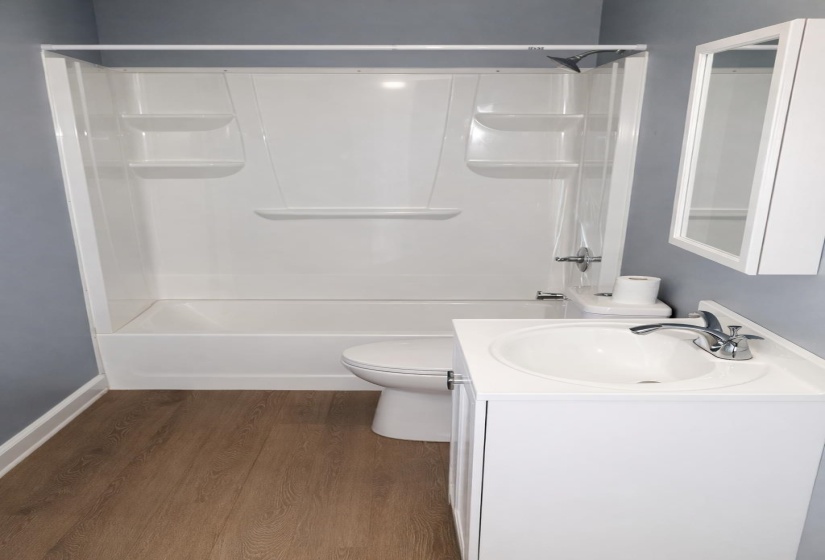 3654 KEARNEY AVE, Memphis, Tennessee 38111, 2 Bedrooms Bedrooms, ,1 BathroomBathrooms,Duplexes,For Sale,KEARNEY,10213271