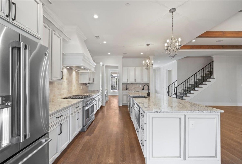 1698 PADINGTON PARK LN, Germantown, Tennessee 38138, 4 Bedrooms Bedrooms, 9 Rooms Rooms,3.1 BathroomsBathrooms,Residential,For Sale,PADINGTON PARK,10213265