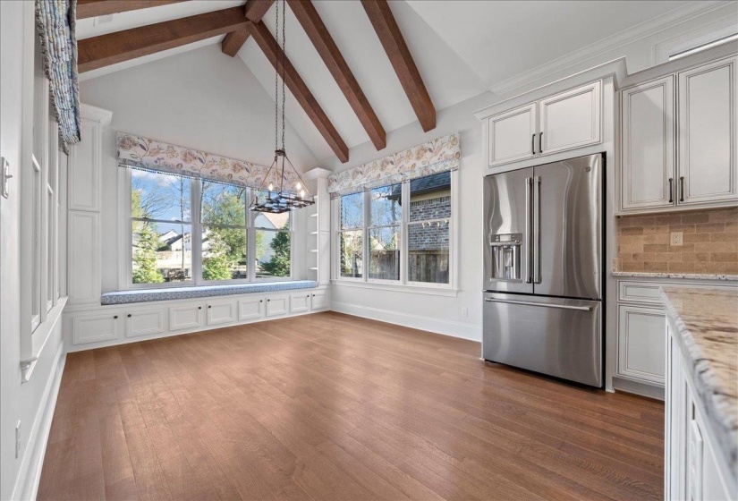 1698 PADINGTON PARK LN, Germantown, Tennessee 38138, 4 Bedrooms Bedrooms, 9 Rooms Rooms,3.1 BathroomsBathrooms,Residential,For Sale,PADINGTON PARK,10213265