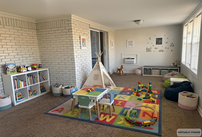 2863 RANDY CV, Memphis, Tennessee 38118, 4 Bedrooms Bedrooms, 7 Rooms Rooms,1.1 BathroomsBathrooms,Residential,For Sale,RANDY,10213298