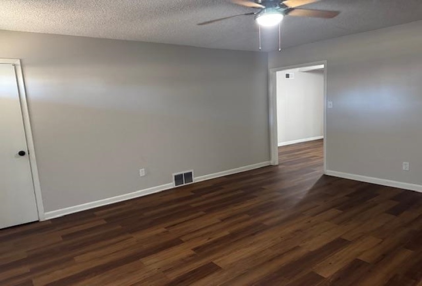 2863 RANDY CV, Memphis, Tennessee 38118, 4 Bedrooms Bedrooms, 7 Rooms Rooms,1.1 BathroomsBathrooms,Residential,For Sale,RANDY,10213298