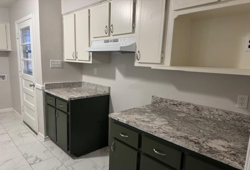 2863 RANDY CV, Memphis, Tennessee 38118, 4 Bedrooms Bedrooms, 7 Rooms Rooms,1.1 BathroomsBathrooms,Residential,For Sale,RANDY,10213298