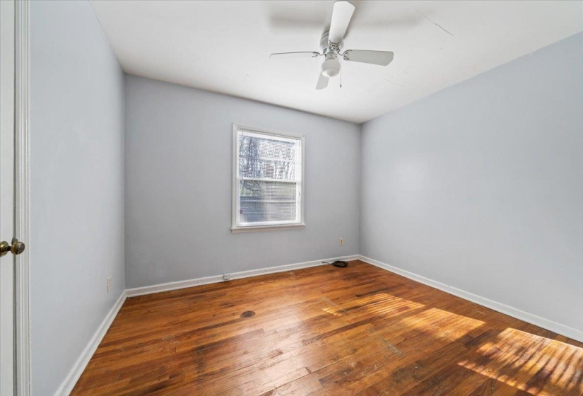 1821 DALE LAVERN RD, Memphis, Tennessee 38116, 5 Bedrooms Bedrooms, 7 Rooms Rooms,2 BathroomsBathrooms,Residential,For Sale,DALE LAVERN,10213306