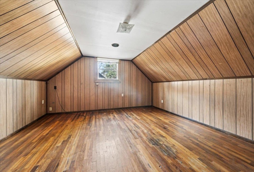 1821 DALE LAVERN RD, Memphis, Tennessee 38116, 5 Bedrooms Bedrooms, 7 Rooms Rooms,2 BathroomsBathrooms,Residential,For Sale,DALE LAVERN,10213306