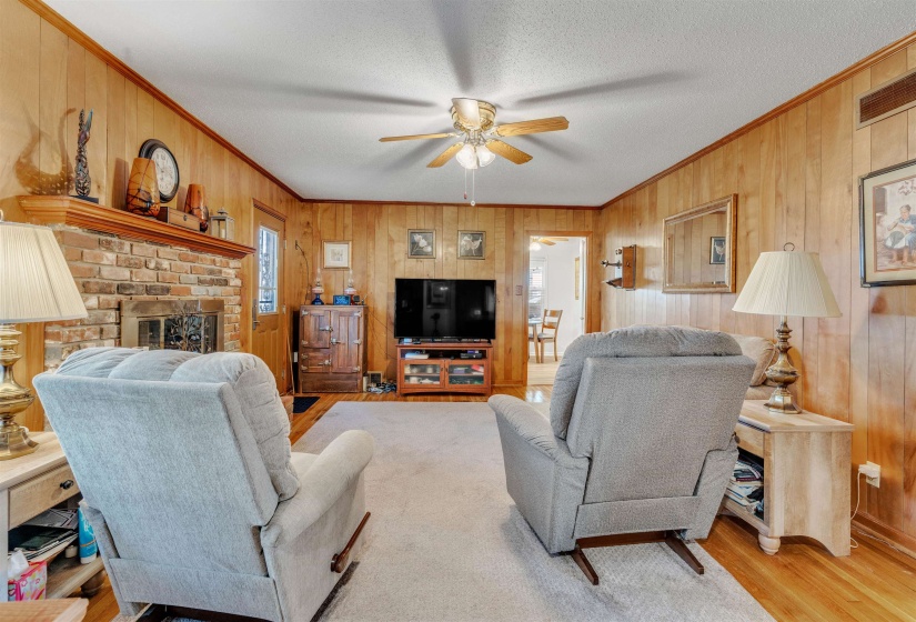 3613 ACACIA ST, Memphis, Tennessee 38116, 3 Bedrooms Bedrooms, 7 Rooms Rooms,2 BathroomsBathrooms,Residential,For Sale,ACACIA,10213361