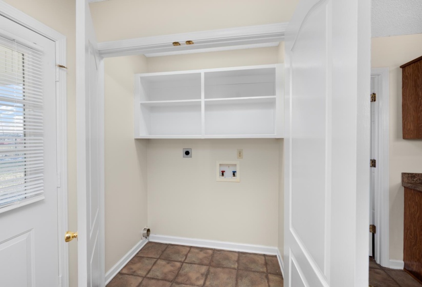 212 FEEZOR ST, Covington, Tennessee 38019, 3 Bedrooms Bedrooms, 5 Rooms Rooms,2 BathroomsBathrooms,Residential,For Sale,FEEZOR,10213377
