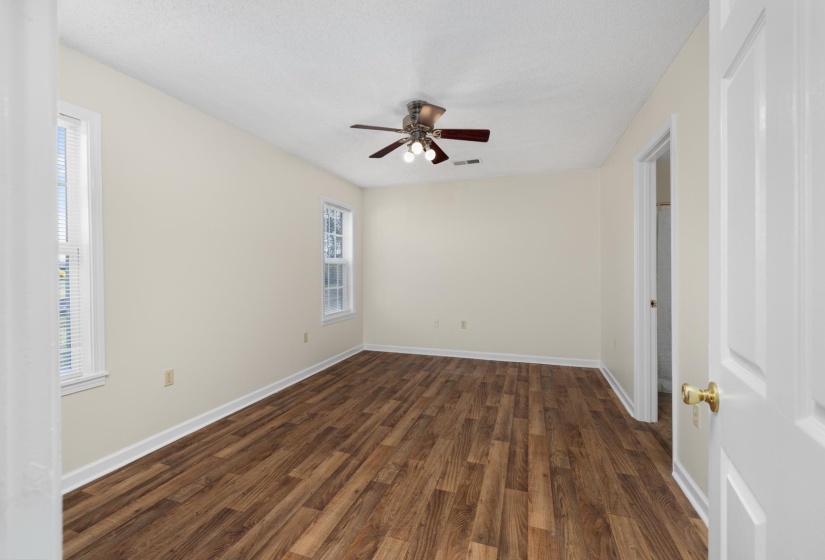 212 FEEZOR ST, Covington, Tennessee 38019, 3 Bedrooms Bedrooms, 5 Rooms Rooms,2 BathroomsBathrooms,Residential,For Sale,FEEZOR,10213377