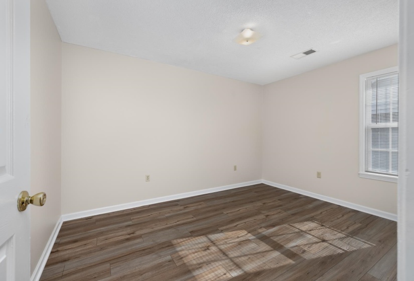 212 FEEZOR ST, Covington, Tennessee 38019, 3 Bedrooms Bedrooms, 5 Rooms Rooms,2 BathroomsBathrooms,Residential,For Sale,FEEZOR,10213377