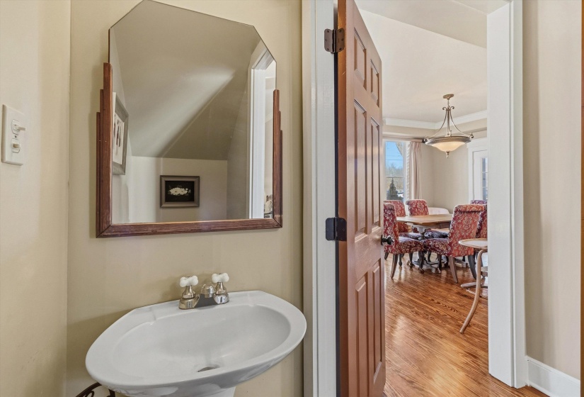 30 FRONT ST, Rossville, Tennessee 38066, 5 Bedroom Bedrooms, 8 Room Rooms,2.1 BathroomBathrooms,Residential,For Sale,FRONT,0,10213446