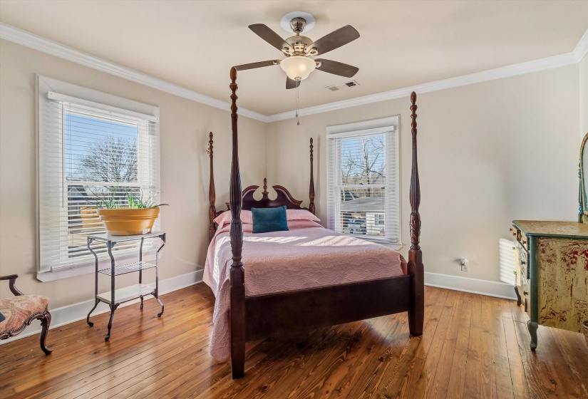 30 FRONT ST, Rossville, Tennessee 38066, 5 Bedroom Bedrooms, 8 Room Rooms,2.1 BathroomBathrooms,Residential,For Sale,FRONT,0,10213446