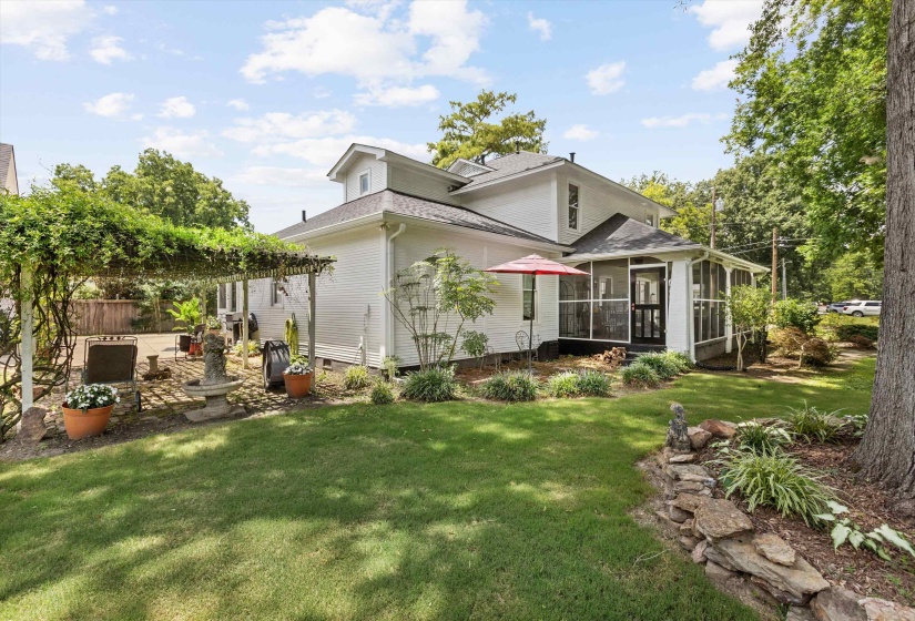 30 FRONT ST, Rossville, Tennessee 38066, 5 Bedroom Bedrooms, 8 Room Rooms,2.1 BathroomBathrooms,Residential,For Sale,FRONT,0,10213446