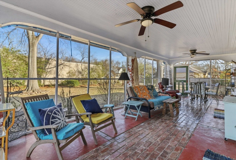 30 FRONT ST, Rossville, Tennessee 38066, 5 Bedroom Bedrooms, 8 Room Rooms,2.1 BathroomBathrooms,Residential,For Sale,FRONT,0,10213446