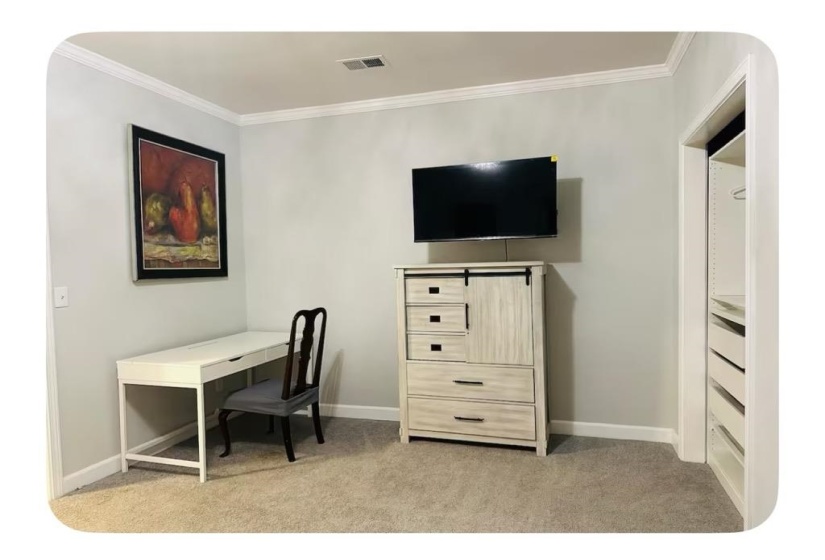 3470 GUERNSEY AVE, Memphis, Tennessee 38122, 4 Bedroom Bedrooms, 7 Room Rooms,3 BathroomBathrooms,Residential,For Sale,GUERNSEY,0,10213460