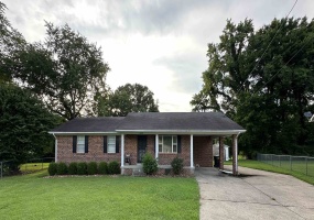335 SHELLY AVE, Dyersburg, Tennessee 38024-5235, 3 Bedroom Bedrooms, 7 Room Rooms,1.1 BathroomBathrooms,Residential,For Sale,SHELLY,0,10213480