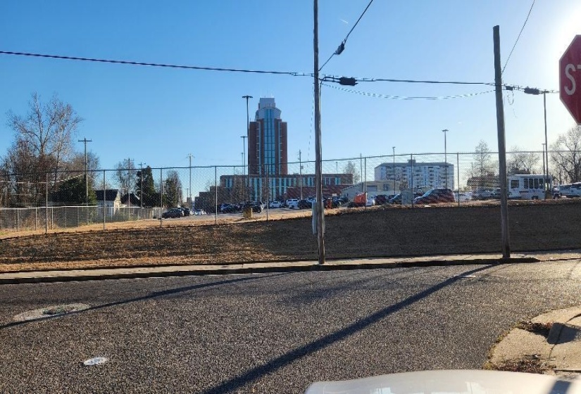 862 MOSBY AVE, Memphis, Tennessee 38105, 2 Bedrooms Bedrooms, 4 Rooms Rooms,1 BathroomBathrooms,Residential,For Sale,MOSBY,10213522