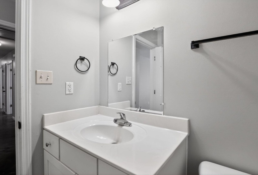 3858 AJANDERS DR, Memphis, Tennessee 38127, 4 Bedrooms Bedrooms, 6 Rooms Rooms,2 BathroomsBathrooms,Residential,For Sale,AJANDERS,10213525