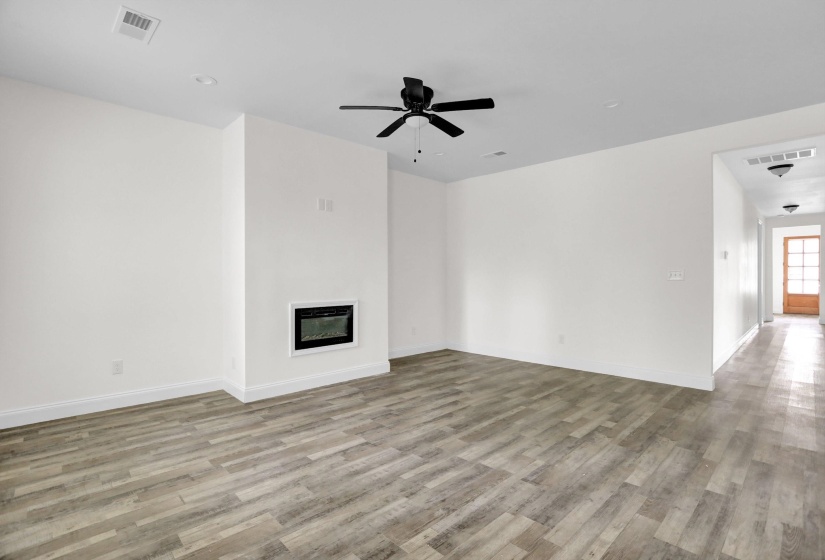 1488 LYNDALE AVE, Memphis, Tennessee 38107, 3 Bedrooms Bedrooms, 6 Rooms Rooms,2 BathroomsBathrooms,Residential,For Sale,LYNDALE,10213526